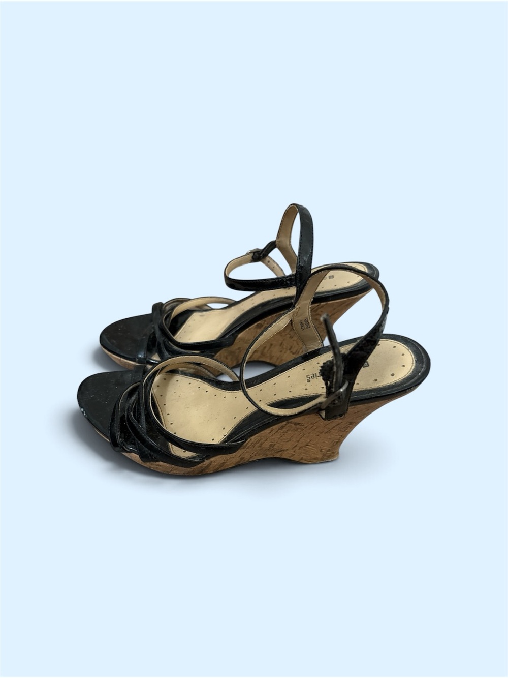 NO BOUNDARIES Women’s Wedge Sandals in Black with Cork Heel